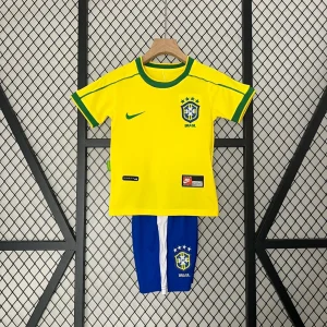 Conjunto Infantil retrô Brasil principal 1998 - amarela