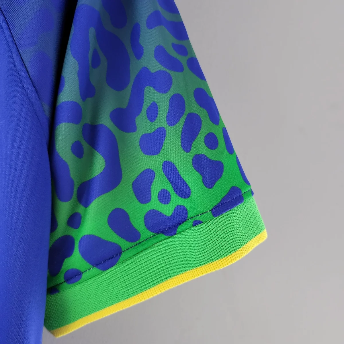 CAMISOLA BRASIL II COPA DO MUNDO 2022 homem - Image 8