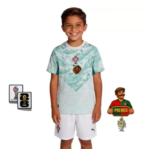 Conjunto infantil Seleção Portugal alternativa verde - calção branco - COPA DO MUNDO 2026